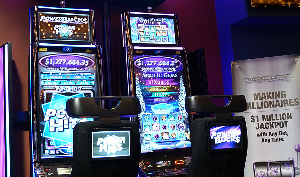santas wild ride slot free spins