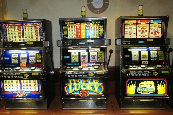 Les jeux de machines à sous gagnent de l'argent réel
