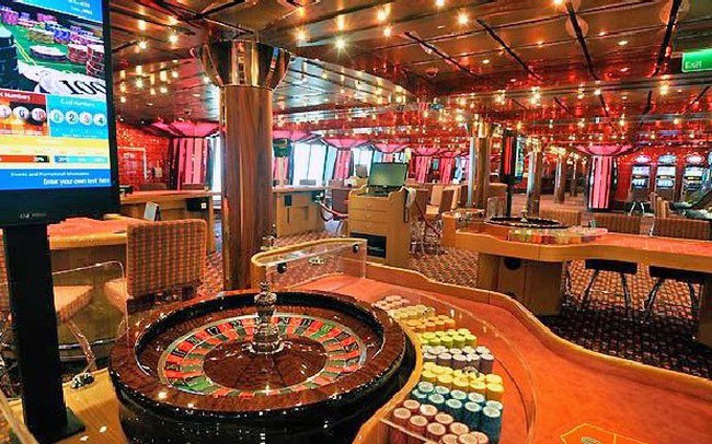 crystal forest casino